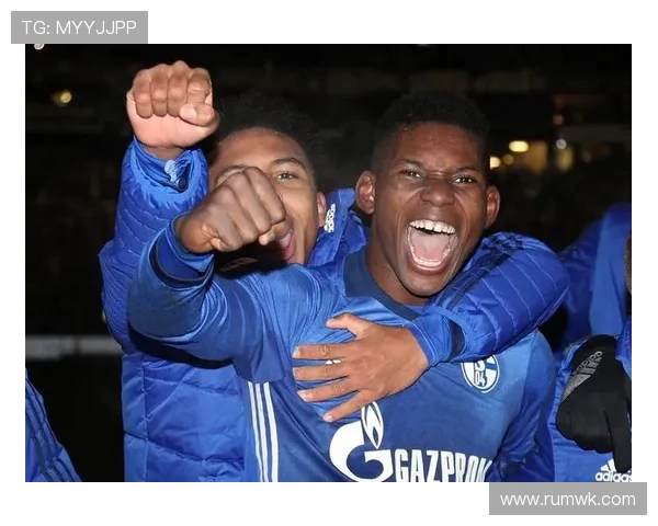 世纪德比全球瞩目的足球盛宴感